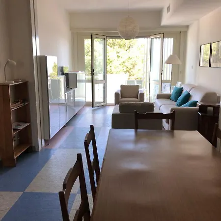 公寓 Bruseschi Appartament *